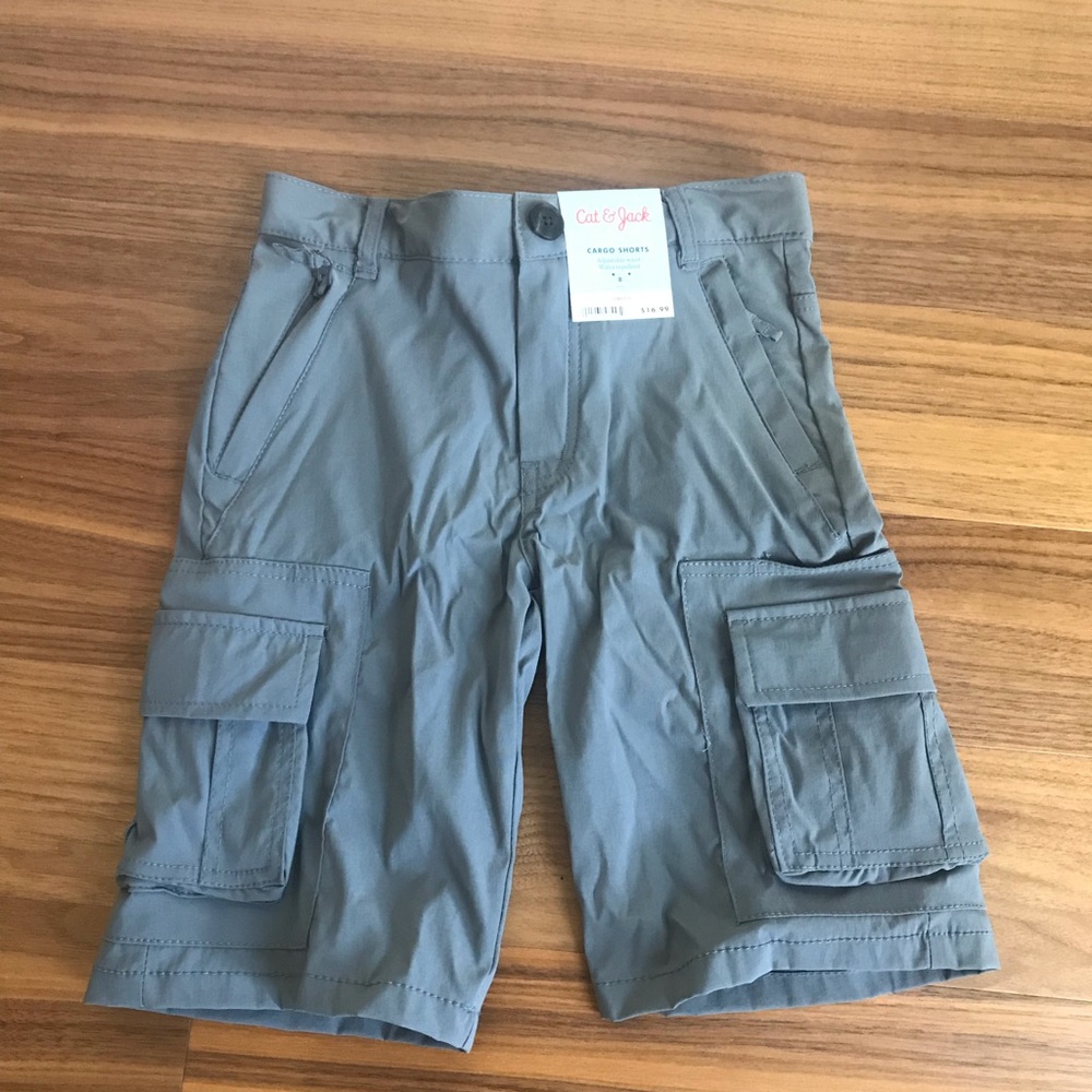 Cat & jack cargo shorts for boys